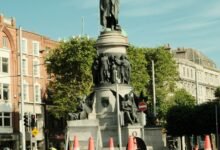 Памятник Дэниелу О'Коннеллу работы Джона Генри Фоли на O'Connell Street в Дублине